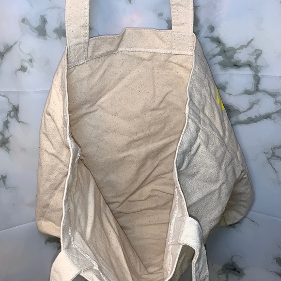 🎒 Hello Gorgeous Nordstrom Tote Bag - Picture 4 of 10